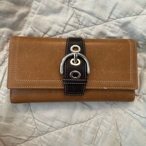 Vintage Coach Leather Buckle Wallet Clutch Tan Brown Equestrian Style